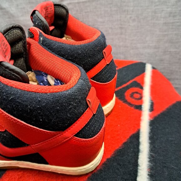 Size 6 Nike Dunk BRED Sky Hi Essential Wedge Heel Women 644877-015 Black Red - Picture 5 of 10